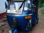 Bajaj RE 2000