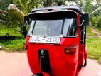 Bajaj RE 2000