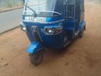 Bajaj RE 2017