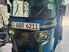 Bajaj RE 2017