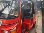Bajaj RE 205 2011