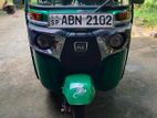 Bajaj RE 2025