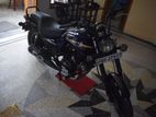 Bajaj Avenger Street 2016