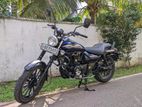 Bajaj Avenger Street 2017