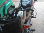Bajaj CT100 es 2025
