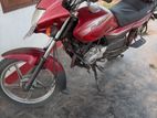 Bajaj Platina 100 peletina es 2017