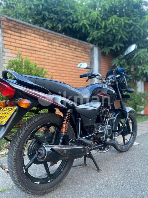 Motorcycle Platina 2015 Model Bajaj Platina 2015 100ES Price In