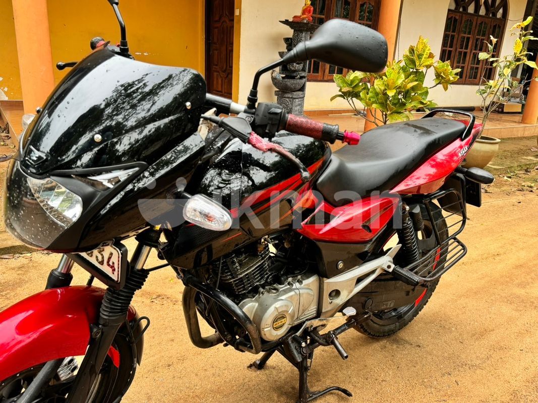 Bajaj Pulsar 150 2015 for Sale in Medawachchiya ikman