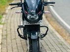 Bajaj Pulsar 180 2005