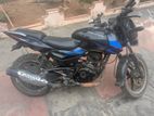 Bajaj Pulsar 180 2011