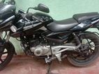 Bajaj Pulsar 180 2015