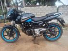 Bajaj Pulsar 180 2011