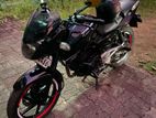 Bajaj Pulsar 200 2008