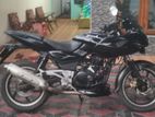 Bajaj Pulsar 220F 2010