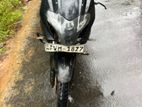 Bajaj Pulsar 220F 2010