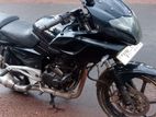 Bajaj Pulsar 220F 2010