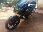 Bajaj Pulsar 220F 2010