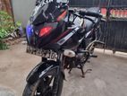 Bajaj Pulsar 220F 2011