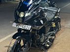 Bajaj Pulsar 220F 2011