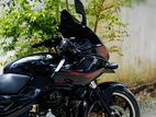 Bajaj Pulsar 220F 2011