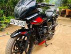 Bajaj Pulsar 220F 2012