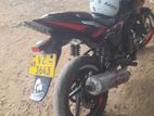 Bajaj Pulsar 220F 2011
