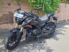 Bajaj Pulsar N160 Black edition 2025