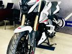 Bajaj Pulsar N160 premium 2026