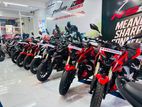 Bajaj Pulsar N160 premium. 2026