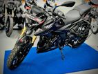 Bajaj Pulsar N160 Pulser premium 2026