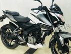 Bajaj Pulsar NS200 2017