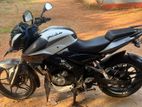 Bajaj Pulsar NS200 2017