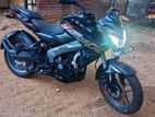 Bajaj Pulsar NS200 2025