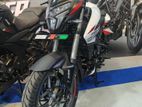 Bajaj Pulsar NS200 2025