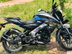 Bajaj Pulsar NS200 2025