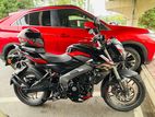 Bajaj Pulsar NS200 Black 2025