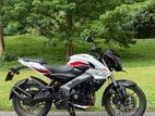 Bajaj Pulsar NS200 NS 200 2025