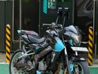 Bajaj Pulsar NS200 2017