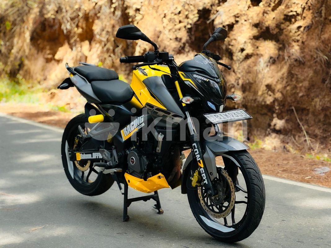 Ns200 Bike Pulsar Ns200 Yellow Black Ns 200 Bs6 Yellow Colour