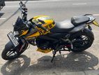 Bajaj Pulsar NS200 Yellow 2019