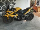 Bajaj Pulsar RS200 2017