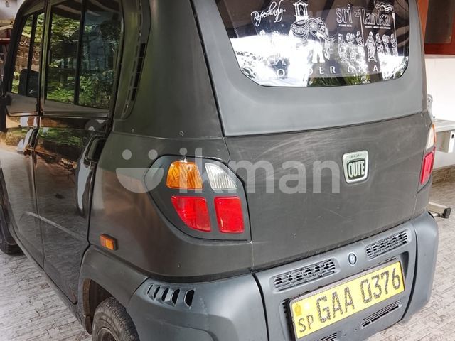Bajaj Qute 2018 photo 3