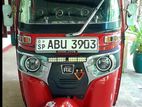 Bajaj RE 1 2019