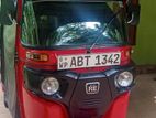 Bajaj RE 2019