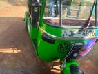 Bajaj RE 2 strok 2004