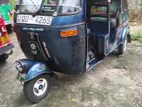 Bajaj RE 2 stroke 2005