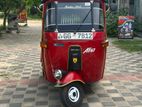 Bajaj RE 2002