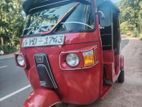 Bajaj RE There Wheeler 2010