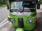 Bajaj RE 2011