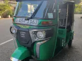 Bajaj RE 2015